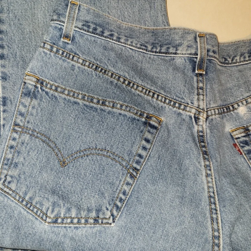 Vintage 90s Levi 550 Relaxed Fit Blue Jeans Men's Size 36x34 1999